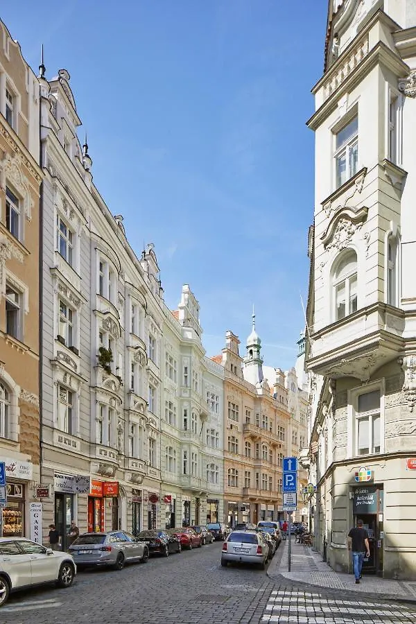 Prague Days - Lavish Apartment In The Old Town - Balcony Czechy